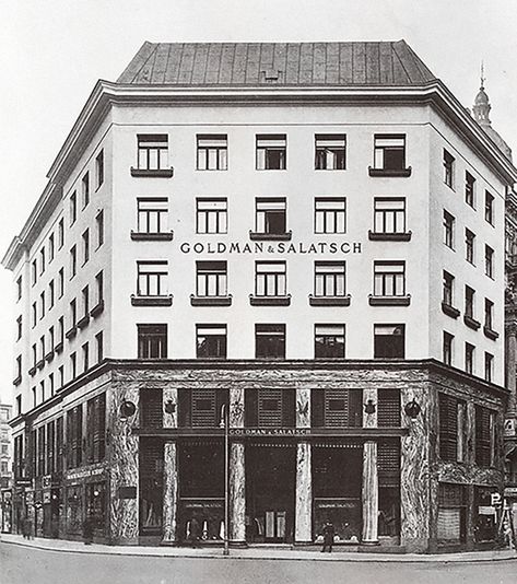 Designculture • Adolf Loos Branches Of Art, Adolf Loos, Central Building, Famous Architecture, Famous Houses, Art Movements, Opulent Interiors, Chief Architect, Hotel Project