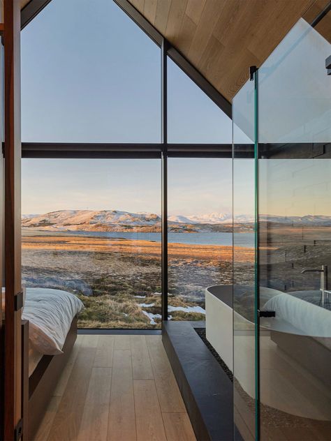 LakeView Retreat – Iceland – Welcome to the best luxury lodge in Iceland Iceland Cabin, Iceland Hotels, Iceland Honeymoon, Saint Moritz, Ski Home, Nature House, Glass Cabin, Resort Ideas, Exchange Program