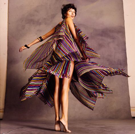 Vintage Missoni, Irving Penn, Famous Pictures, Old Photography, Fall Fashion 2016, Fashion 2016, Shopping Photography, Light Knit, Knit Set