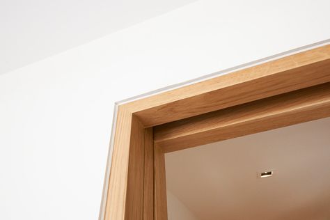 Shadow Gap Frame Pocket Doors - Contemporary - Living Room - Buckinghamshire - by Enigma | Houzz Trimless Interior Doors, Shadow Gap Door Frame, Trimless Door Frame, Trimless Doors, Architrave Door Frames, Door Frame Detail, Wall Openings, Recessed Door, Wood Door Frame