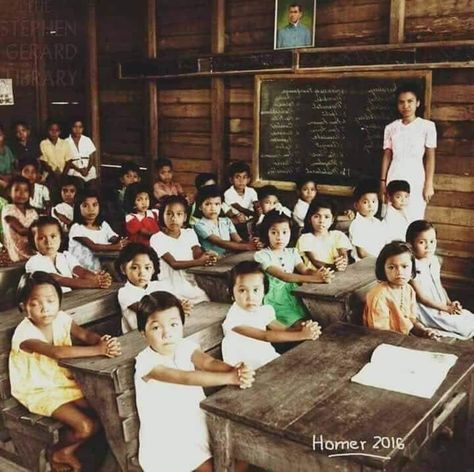 The picture depicts how students in the Philippines sit in the classroom when the teacher arrives and prepare the lesson for the day Retro Philippines, Old Philippines, Vintage Filipino, Vintage Philippines, University Of Michigan Library, Cheerleading Pyramids, Culture Aesthetic, Filipino Fashion, School Pics