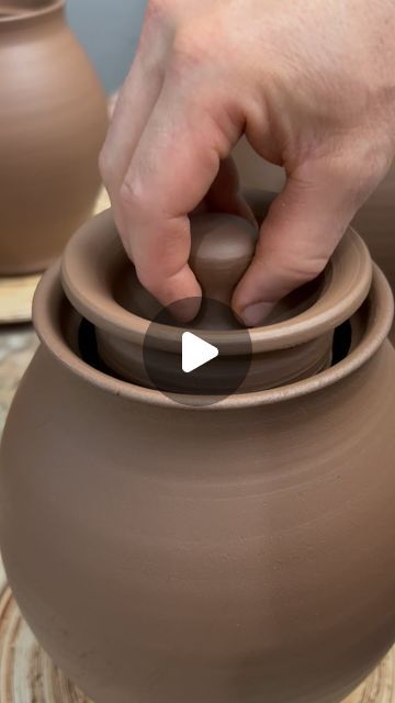 Pottery Container With Lid, How To Make A Lid Pottery, Pottery Lids How To, Closed Form Ceramics, Pottery Jars With Lids, Throwing Inspiration, Ceramic Lidded Jars, Pottery Lids, Functional Pottery Ideas