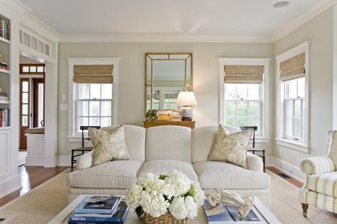 Beachy keen - Pictures - The Boston Globe French Coastal Decor, Nantucket Style Homes, Nantucket Style, Family Room Walls, French Country Living Room, Cottage Living Rooms, Coastal Living Rooms, Country Living Room, White Rooms