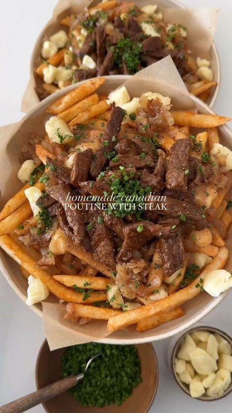 Canadian Poutine, Pickled Egg, Egg Game, Tender Steak, Soul Food Dinner, Egg Recipe, Tasty Recipes Videos, Healthy Food Dishes, Yummy Comfort Food