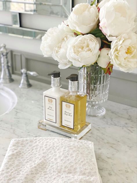 Antica Farmacista hand soap and lotion sets are my favorite! Love the acrylic tray. Bathroom, powder room, @anticafarmacista toiletries, housewarming gift, Follow my shop @littlelattihouse on the @shop.LTK app to shop this post and get my exclusive app-only content! #liketkit #LTKhome #LTKGiftGuide @shop.ltk https://liketk.it/4iP8D Powder Room Hand Towels, Powder Room Accessories, Hand Soap And Lotion Set, Classic Powder Room, Vanity Tray Decor, Elegant Powder Room, Dc Apartment, Bath & Body Gift Set, Bathroom Powder Room