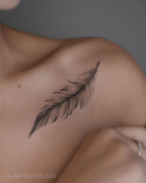 Feather Tatoos Woman, Delicate Feather Tattoos For Women, Shoulder Feather Tattoos For Women, Feather Tattoo Finger, Bird Heart Tattoo, Feather Tattoo Collar Bone, Feather Neck Tattoo, Feather Tattoo Design For Women, Birds Of A Feather Tattoo