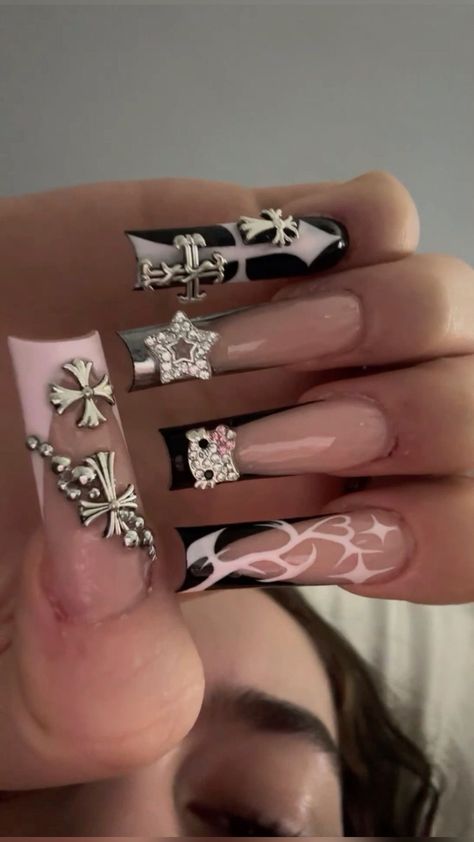 Nail Inspo Y2k Grunge, Nail Ideas Cross, Pink Cross Nails, Nail Designs Hello Kitty, Emo Nails Acrylic, Pink Y2k Nails, Uñas Y2k, Paznokcie Hello Kitty, Long Almond Nails