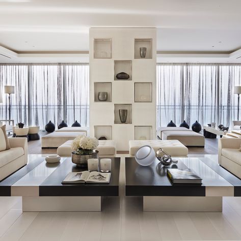 Residential | Kelly Hoppen CBE Kelly Hoppen Interiors, Interior Design Books, Kelly Hoppen, Home Design Software, Italian Interior, Stunning Interior Design, Luxury Living Room Design, Top Interior Designers, Decor Guide