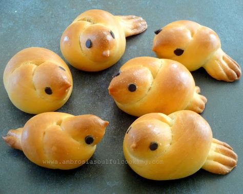 Bird Bread, Rolls For Dinner, Heavy Clothing, Lemon Custard, Bread Shaping, Simple Things In Life, Bread Art, Custard Filling, Choco Chips