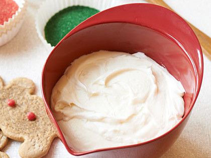 Buttermilk Frosting Recipe, Buttermilk Frosting, Cream Cheese Frosting Easy, Mascarpone Frosting, Easy Frosting, Buttermilk Recipes, Buttercream Frosting Recipe, Easy Cream, Frosting Recipe