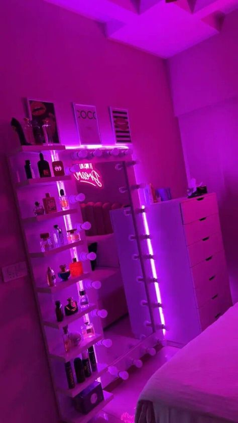 Hot Room Decor, Small Baddie Room Ideas Bedrooms, Cute Rooms Baddie, Cute Room Ideas Aesthetic Baddie, Baddie Room Inspo For Small Rooms, Glam Room Ideas Bedroom, Pink Room Ideas For Teens, Dream Rooms Aesthetic Led, Led Light Bathroom Ideas