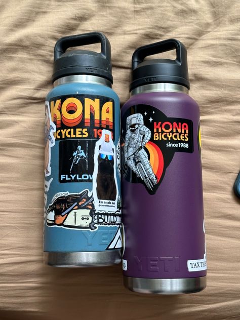 Yeti Water Bottle Stickers, Yeti Water Bottle Aesthetic, Yeti Aesthetic, I Have Everything I Want, Yeti Water Bottle, Water Bottle Aesthetic, Trendy Water Bottles, School Bag Essentials, Supreme Wallpaper