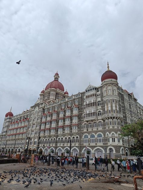 Hotel taj located in Mumbai mainly known as south mumbai ...one of the famous places in india Mumbai Famous Places, Famous Places In India, Taj Hotel Mumbai, Full Blue Moon, South Mumbai, Taj Hotel, Full Blue, Famous Monuments, Pretty Images