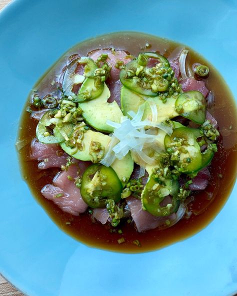 Tuna Carpaccio Recipe, Birthday Appetizers, Tuna Carpaccio, Perfect Appetizers, Date Dinner, I Love Food, Lunches And Dinners, Good Eats, Love Food