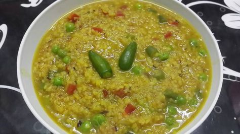 Healthy Dalia Moong dal Khichdi Moong Dal Khichdi, Dal Khichdi, Khichdi Recipe, Packed Breakfast, Moong Dal, Protein Packed Breakfast, Healthy Detox, Clarified Butter, Protein Pack