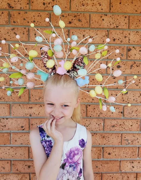 DIY Easter Egg headband for School Hat Parades | Easy TUTORIAL | Now thats Peachy Easter Hat Parade Ideas, Girls Easter Bonnet, Easter Bonnet Competition, Easter Hat Parade, Parade Ideas, Easter Costume, Easter Crafts For Adults, Easter Headbands, Easter Hat