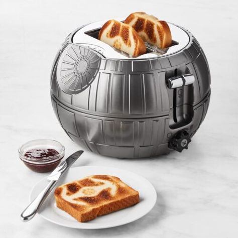 star wars Star Wars Kitchen, Gadget Tecnologici, Star Wars Room, Star Wars Decor, New Star Wars, Star Wars Collection, World Star, Williams Sonoma, Star Wars Gifts