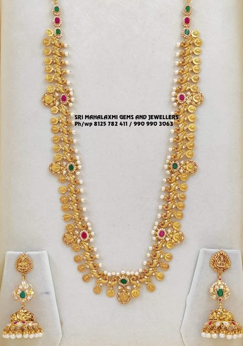 Kasu Haram, Floor Showroom, Kasu Mala, Wedding Jewelry Sets Bridal Jewellery, Gold Temple Jewellery, Gold Jewels Design, New Gold Jewellery Designs, Beautiful Gold Necklaces, Gold Jewelry Simple Necklace