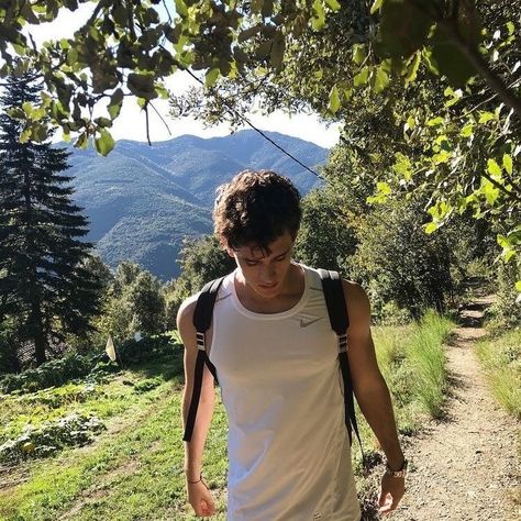 Xavier Serrano, Tumblr Boys, How To Feel Beautiful, Photography Poses, Wattpad, Photography, Instagram