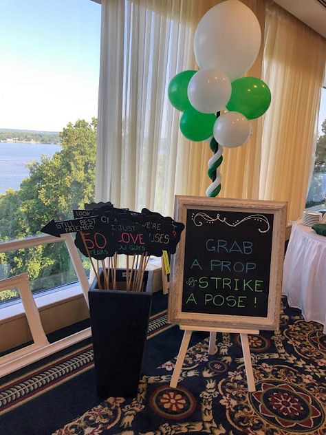 Outside the Box: High School Reunion School Reunion Decorations, Class Reunion Planning, 50th Class Reunion Ideas, Class Reunion Invitations, Reunion Centerpieces, 10 Year Reunion, High School Class Reunion, Class Reunion Decorations, College Reunion