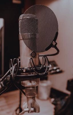 Music Studio Aesthetic, Gitar Vintage, Story Images, Music Studio Room, Dream Music, Dream Career, Voice Acting, Music Composition, Studio Equipment