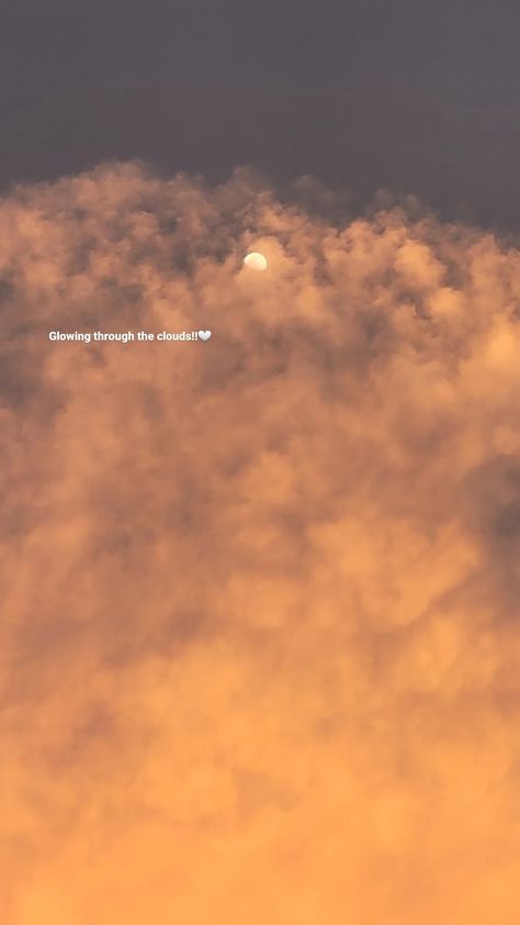 Morning Story Caption, Sunset With Moon Aesthetic, Short Caption For Sunset Picture, Captions For Sunrise Pictures, Short Qoute Insta, Text About Moon, Moon Captions Short, Sunsets Caption, Captions About Sunsets