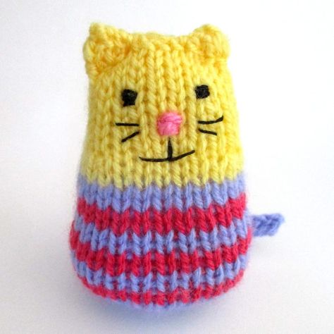 Every Day Is Caturday With These Super Cute Kitty Pocket Pals – They Knit Up Quick! Crochet Ponytail Hat Pattern, Ponytail Hat Pattern, Ponytail Hat Crochet, Izzy Dolls, Pocket Pals, Pocket Pal, Rainbow Chevron, Stash Buster, Knitted Cat