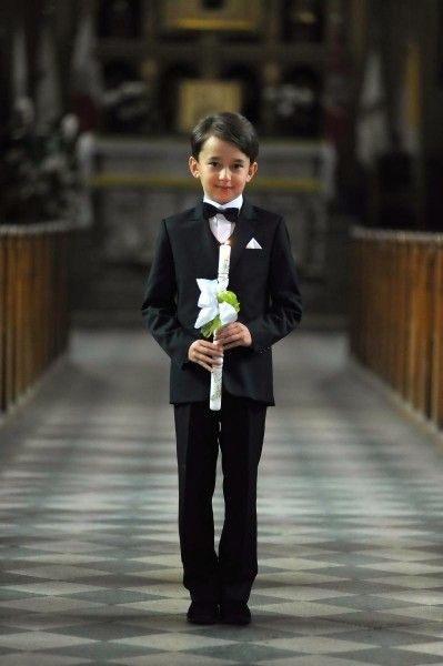 First Communion Photoshoot Boys, First Communion Photo Ideas, First Communion Photoshoot, First Communion Photography, Communion Pictures, Communion Photos, First Communion Boy, Boy First Communion, Catholic Communion