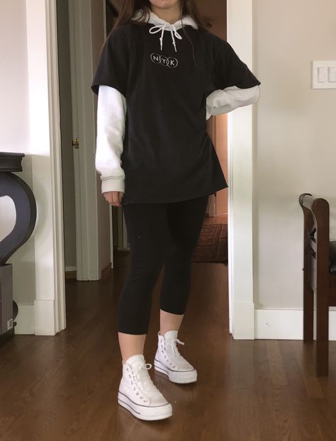 Oversized t shirt over white hoodie T Shirt Over Hoodie Outfit, T Shirt Over Hoodie, Shirt Over Hoodie, Shirt Over Hoodie Outfit, Oversized Tshirt Outfit, Hoodie Outfit Casual, Oversized Outfit, Tomboy Style Outfits, Hoodie Outfit