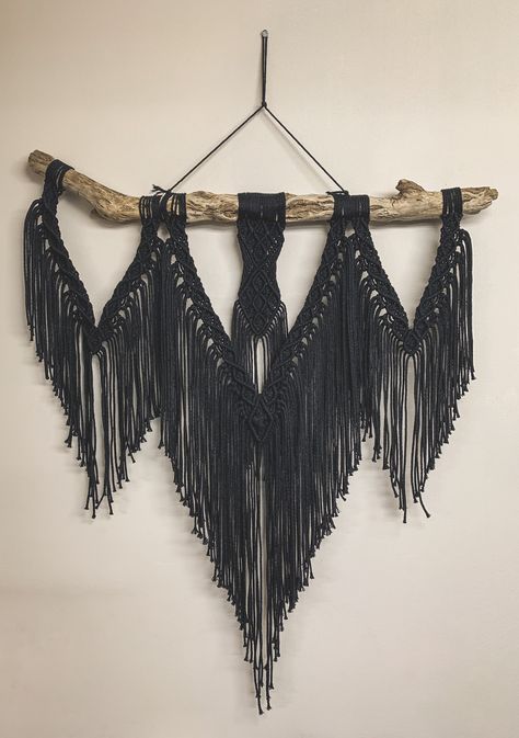 Black Macrame Wall Hanging, Macrame Wall Hanger, Boho Crafts Diy, Black Macrame, Large Macrame, Large Macrame Wall Hanging, Macrame Ideas, Macrame Decor, Macrame Tutorial