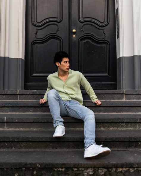 Sitting On Stairs Poses Men, Stair Poses Men, Mehdi Photoshoot, Person Sitting On Stairs, Sitting Poses Men, Sitting On Stairs Poses, Blue Suit Outfit, Stairs Photography, Sitting On Stairs