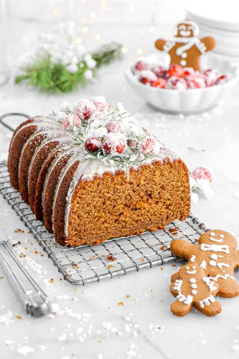 This Old Fashioned Spiced Gingerbread Loaf Cake with Lemon Ginger Icing is everything you could wish for this Christmas! The perfect balance of warm spices inside the most tender and moist cake, generously iced with a tangy lemon ginger icing. It's the dessert to bake this holiday season!! Old Fashioned Gingerbread Recipe, Moist Gingerbread Cake, Gingerbread Loaf Cake, Ginger Loaf Cake, Moist Gingerbread, Hard Sauce, Ginger Loaf, Loaf Pan Cake, Gingerbread Loaf