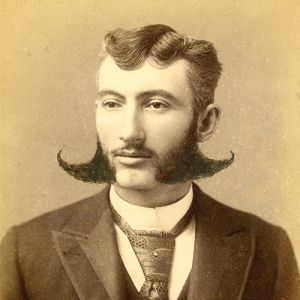 Muttonchops are sideburns that resemble pieces of mutton growing out from under the ears, down to the jaw. Though this style is sure to be spotted in any Pride and Prejudice adaptation, the word didn’t come about until the mid-1800s, more than 30 years after Austen died. 1800s Hairstyles, Mutton Chops, Victorian Men, Victorian Gentleman, Men's Facial Hair, Handsome Devil, Mustache Men, Victorian Hairstyles, Rudyard Kipling