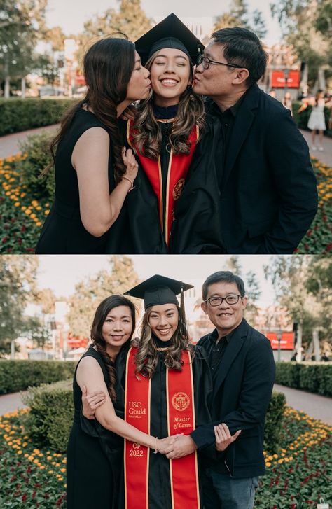 USC Graduation Portraits With Family of Class of 2022 in Los Angeles, California Family Graduation Pictures, Convocation Photography, Poses For Graduation Photos, Usc Graduation, Graduation Pose, Nursing Graduation Pictures, Graduation Pic Ideas, College Graduation Pictures Poses, College Graduation Photoshoot