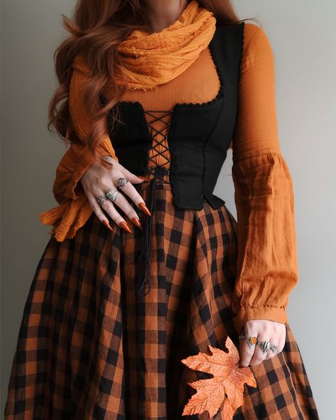 Witch way to the pumpkin patch? 🎃🍁🥧 . A little recreation of an outfit from last year with some Fall favourites 🍁🍂 thanks to my loves @sondeflor , for the perfect pumpkin patch skirt, @voriagh for the most gorgeous black linen bustier and @foxesandravens for the most MAGICAL maple leaf belt of my autumn loving dreams aghhh 🥹🍁😭 I’m still not over this piece! I have lots more spooky ssn ‘fits on the way with all of these Fall faves, but I thought they all went so well together, so why not recr... Linen Bustier, Leaf Belt, Patch Skirt, Autumn Witch, Fall Faves, Cozy Fall Outfits, Witch Outfit, Fall Favorites, 2024 Fashion