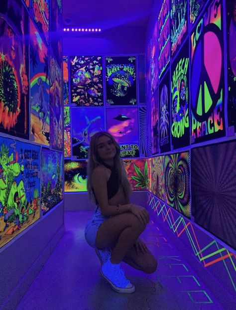 Neon lights, converse, posters Blacklight Aesthetic, Euphoric Aesthetic, Neon Lights Aesthetic, Trippy Aesthetic, Blacklight Posters, Lights Aesthetic, Arcade Room, Future Architecture, Nightclub Design