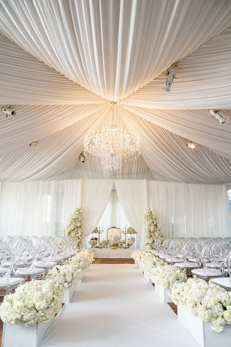 📸: Tyler Vu Photography 📋: Manna Sun Events 💐: Nicole Ha Designs 📍: The Ritz-Carlton, San Francisco Wedding Ceiling Ideas, Wedding Ceiling Lights, Ceiling Wedding Decor, Ceiling Draping Wedding, Elegant Mexican Wedding, Ceiling Wedding, Reception Ceiling, Weddings Decorations Elegant Romantic, Wedding Tent Decorations