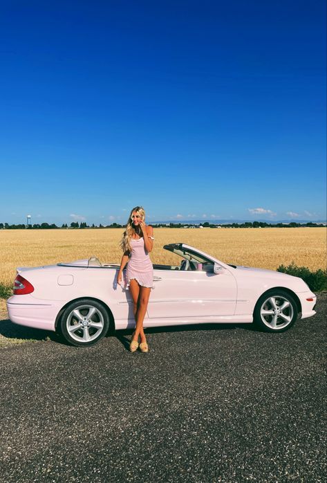 Pink Mercedes, Prom Car, Pink Mustang, Porsche Convertible, Mercedes Convertible, Pink Decorations, Pink Neon Lights, Pink Cars, Pink Convertible