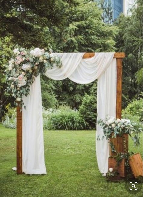 Wedding Arbors, Rustic Wedding Showers, Rustic Wedding Decorations, Wedding Shower Decorations, Wedding Arbour, Sand Ceremony, Bachelorette Party Games, Table Runners Wedding, Outdoor Wedding Decorations