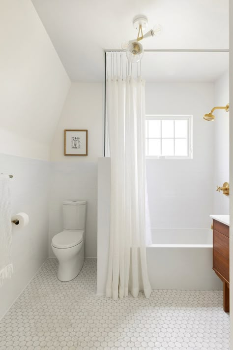 Graphic Meets Heritage — Heather Peterson Design Curtain Solutions, Penny Tiles Bathroom, Small Full Bathroom, Upstairs Bathrooms, Girls Bathroom, Bathroom Renos, Modern Homes, Curtain Decor, Guest Bathroom