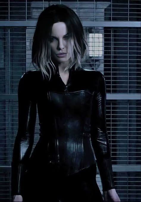 Underworld Vampire, Underworld Selene, Underworld Movies, Vampire Girls, Ashley Greene, Film Inspiration, Kate Beckinsale, Underworld, The Girl Who