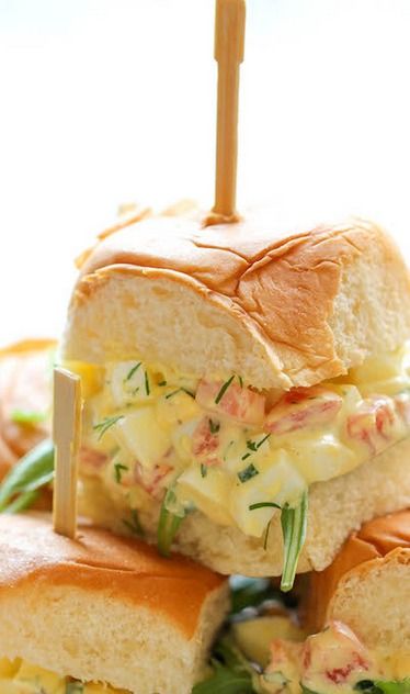 Skinny Yogurt Egg Salad, Greek Yogurt Eggs, Egg Salad Sandwich, Salads Recipes, Healthy Greek Yogurt, Hawaiian Rolls, Slider Recipes, Recipe Board, Salad Sandwich