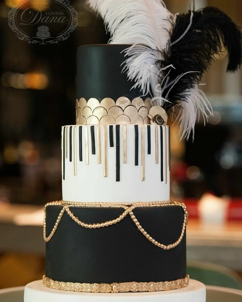 Gatsby Cakes, 1920s Cake, Great Gatsby Cake, Gatsby Cake, Gatsby Birthday Party, Rodjendanske Torte, Gatsby Party Decorations, Great Gatsby Themed Party, Art Deco Cake