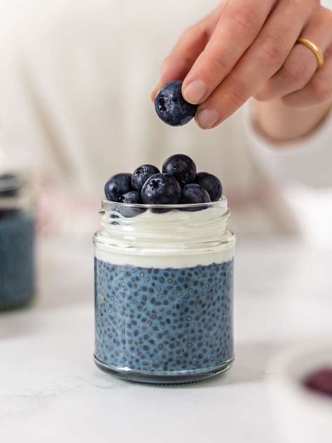 Blue Pea Powder Recipes, Blue Pea Recipe, Blue Chia Pudding, Chia Pudding Aesthetic, Blue Fudge, Herbalism Recipes, Butterfly Pea Powder, Blue Foods, Blue Breakfast