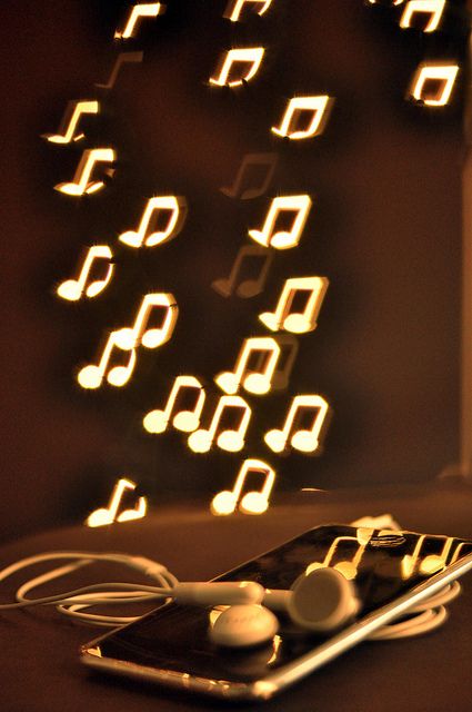 Music Photography Ideas, Rhythm In Photography, Bokeh Photography Ideas, Bokeh Lights Photography, Bokeh Effect Photography, Abstract Music Photography, Fork Photography, Scale Photography, Blurred Lights