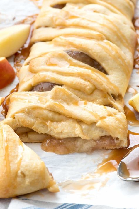 Easy Danish, Danish Braid, Easiest Breakfast, Strudel Recipes, Caramel Apples Easy, Homemade Apple Pie Filling, Crazy For Crust, Easy Caramel, Apple Strudel