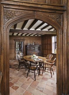 Medieval Interior Design, Medieval Interior, Manor Interior, Small Market, English Interior, Old Manor, English Manor, Oak Panels, Tudor House