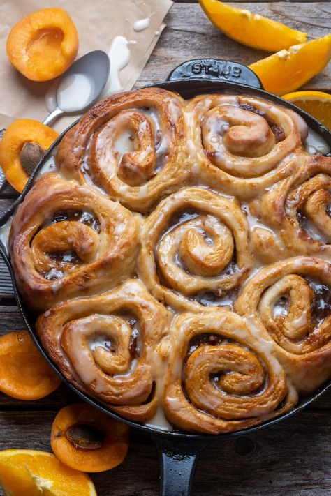 Orange Apricot Sticky Buns - Wandering Chickpea Orange Sticky Buns, Apricot Compote, Fresh Apricots, Recipe Inspirations, Refreshing Beverages, Fresh Orange Juice, Breakfast Rolls, Orange Glaze, Sweet Rolls