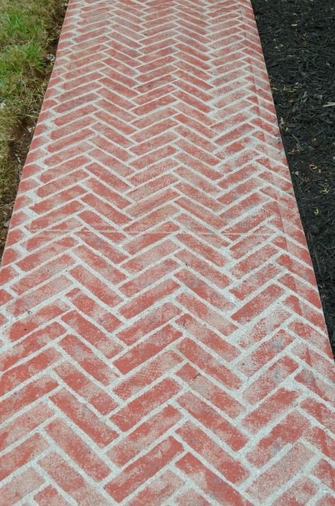 When you're SO over you're boring cement walkway, this might be the most inexpensive way to dramatically transform it! Paint Concrete To Look Like Brick, Painted Pathways, Painted Brick Walkway, Sidewalk Makeover, Patio Over Concrete, Paint Faux Brick, Cottage Driveway, 30s House, Porch And Patio Paint