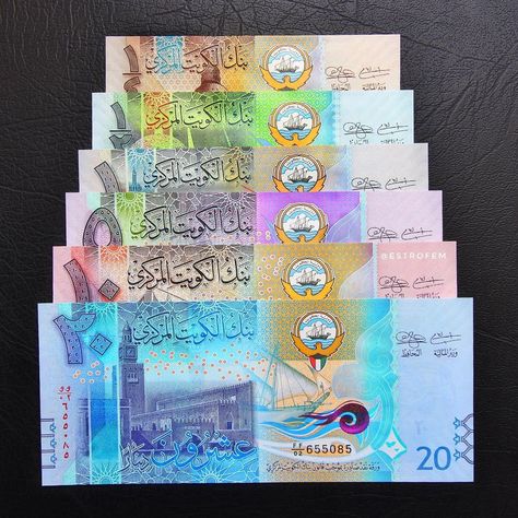 Meagan 🐼 on Instagram: “Kuwaiti Dinars Full set 🇰🇼🇰🇼 Sixth Series Issued in 2014. The most valued currency in the world. #banknotes #banknotesoftheworld…” Kuwaiti Dinar Money, Kuwait Money, Kuwait Currency, Kuwait Dinar, Kuwaiti Dinar, Bottle Necklace Diy, Money Collection, Diamond Wallpaper, Marvel Artwork